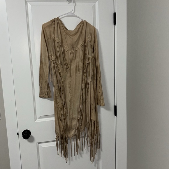 Gimmicks by BKE long cover-up sweater. Size medium. - Picture 5 of 7